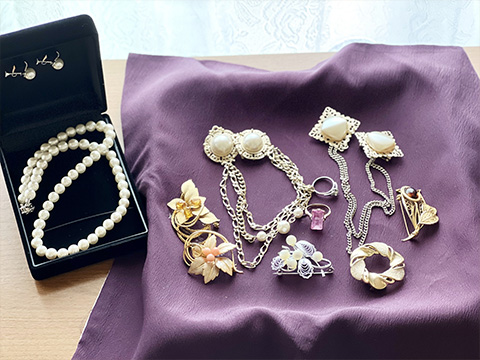 このような品物でも買い取らせて頂きます。