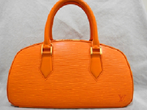 このような品物でも買い取らせて頂きます。